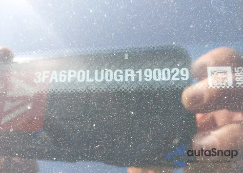 2016 Ford Fusion Se Hybrid z USA, uszkodzony, nr VIN 3FA6P0LU0GR190029